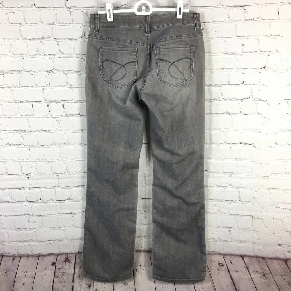 Chico’s Platinum Denim Gray Bootcut Jeans Ultimate Fit Size 00 / US 2 - Picture 10 of 13